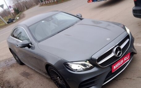 Mercedes-Benz E-Класс, 2020 год, 4 600 000 рублей, 1 фотография