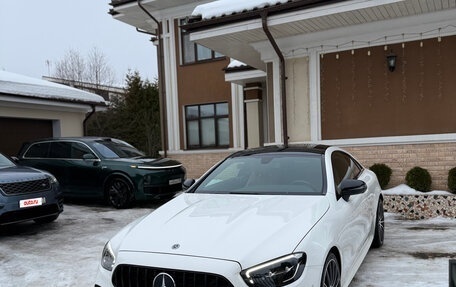 Mercedes-Benz E-Класс, 2020 год, 5 070 000 рублей, 4 фотография