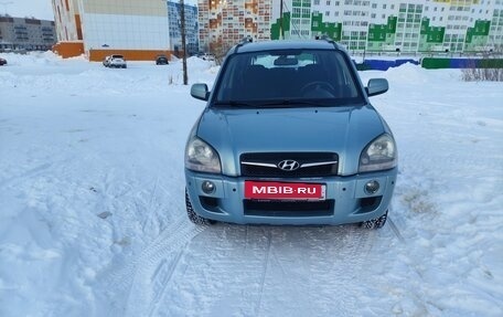Hyundai Tucson III, 2008 год, 950 000 рублей, 2 фотография