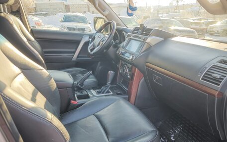 Toyota Land Cruiser Prado 150 рестайлинг 2, 2014 год, 4 200 000 рублей, 14 фотография