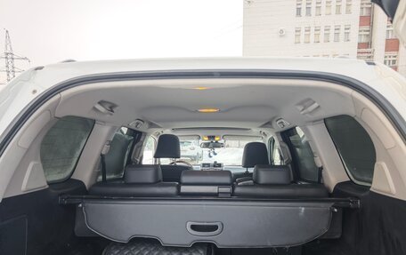 Toyota Land Cruiser Prado 150 рестайлинг 2, 2014 год, 4 200 000 рублей, 12 фотография