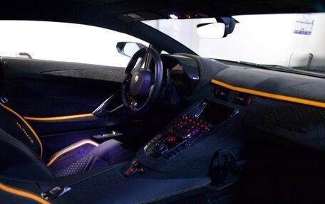 Lamborghini Aventador I рестайлинг, 2022 год, 66 000 000 рублей, 16 фотография