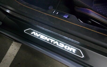 Lamborghini Aventador I рестайлинг, 2022 год, 66 000 000 рублей, 12 фотография