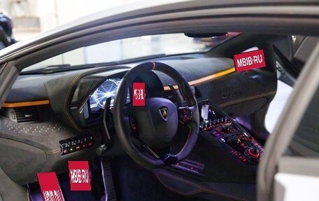 Lamborghini Aventador I рестайлинг, 2022 год, 66 000 000 рублей, 14 фотография