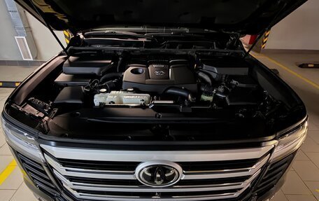 Toyota Land Cruiser, 2023 год, 12 580 000 рублей, 3 фотография