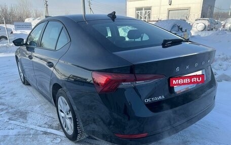 Skoda Octavia IV, 2021 год, 2 800 000 рублей, 2 фотография