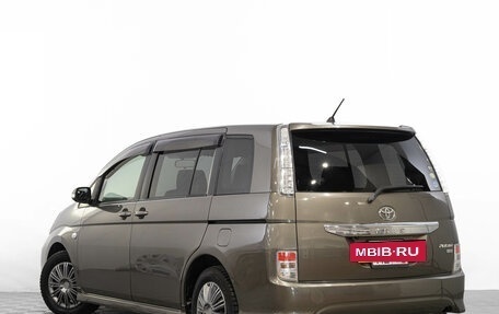 Toyota ISis I, 2012 год, 1 399 000 рублей, 7 фотография