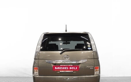 Toyota ISis I, 2012 год, 1 399 000 рублей, 6 фотография