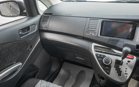 Toyota ISis I, 2012 год, 1 399 000 рублей, 20 фотография