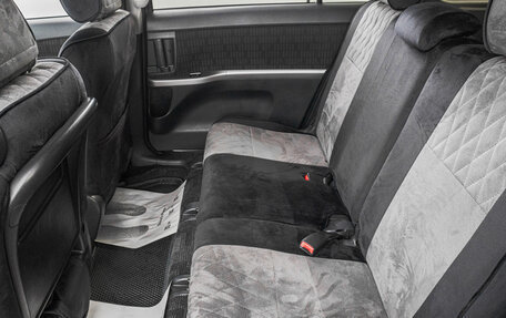 Toyota ISis I, 2012 год, 1 399 000 рублей, 22 фотография