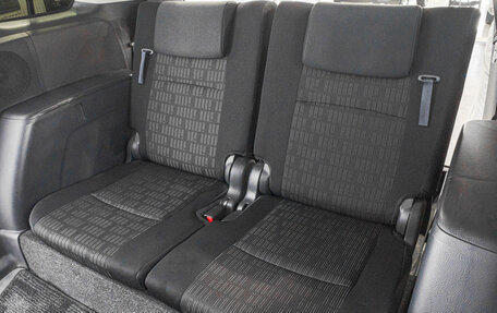 Toyota ISis I, 2012 год, 1 399 000 рублей, 24 фотография