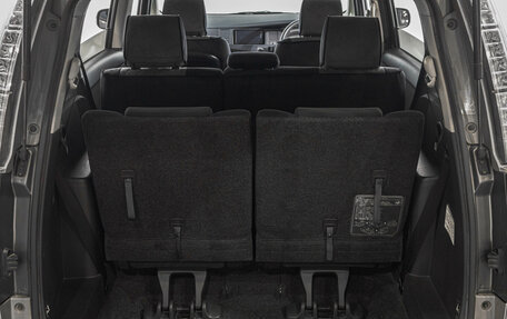 Toyota ISis I, 2012 год, 1 399 000 рублей, 26 фотография