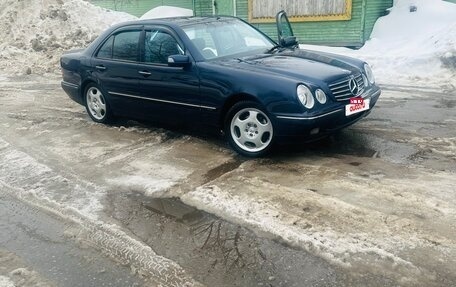 Mercedes-Benz E-Класс, 1999 год, 1 050 000 рублей, 3 фотография