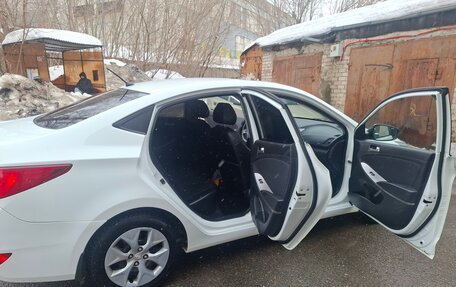 Hyundai Solaris II рестайлинг, 2014 год, 800 000 рублей, 8 фотография