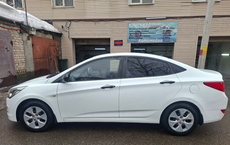 Hyundai Solaris II рестайлинг, 2014 год, 800 000 рублей, 11 фотография