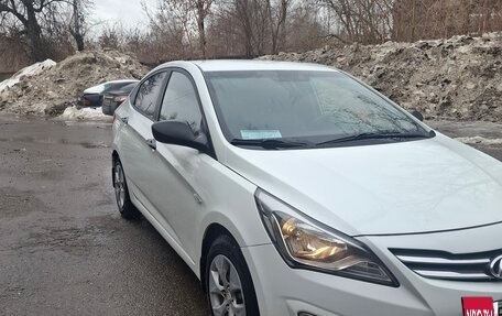 Hyundai Solaris II рестайлинг, 2014 год, 800 000 рублей, 16 фотография