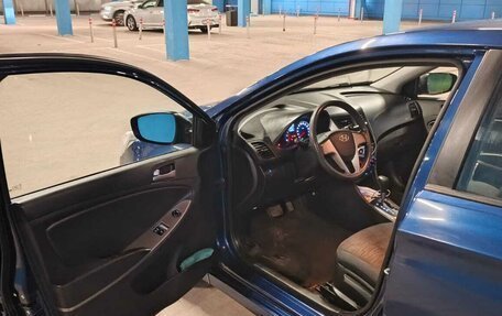 Hyundai Solaris II рестайлинг, 2014 год, 950 000 рублей, 2 фотография