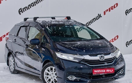 Honda Shuttle II, 2016 год, 1 070 000 рублей, 3 фотография