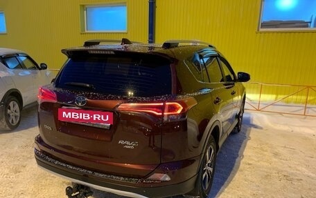 Toyota RAV4, 2017 год, 2 900 000 рублей, 6 фотография