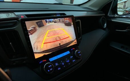 Toyota RAV4, 2017 год, 2 900 000 рублей, 14 фотография