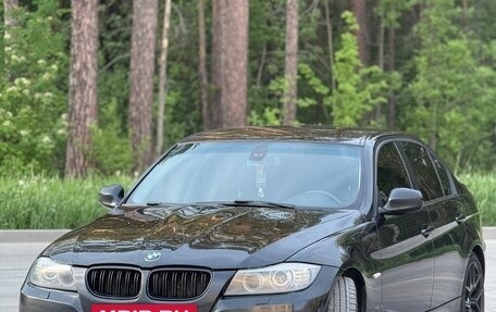 BMW 3 серия, 2010 год, 1 139 999 рублей, 31 фотография