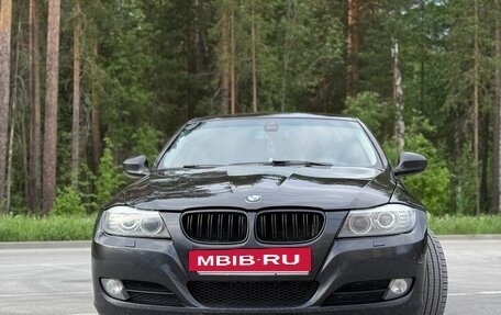BMW 3 серия, 2010 год, 1 139 999 рублей, 32 фотография