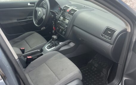 Volkswagen Jetta VI, 2009 год, 610 000 рублей, 6 фотография