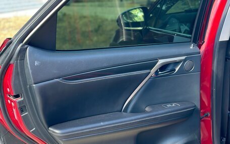 Lexus RX IV рестайлинг, 2019 год, 3 400 000 рублей, 13 фотография