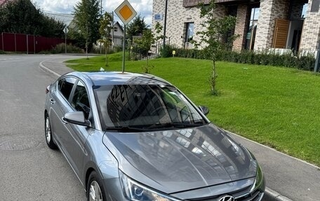 Hyundai Elantra VI рестайлинг, 2018 год, 1 230 000 рублей, 10 фотография