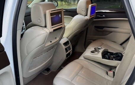 Cadillac SRX II рестайлинг, 2014 год, 1 800 000 рублей, 15 фотография