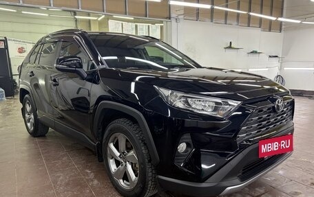 Toyota RAV4, 2020 год, 3 149 000 рублей, 6 фотография