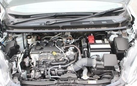 Toyota Sienta, 2022 год, 1 300 000 рублей, 16 фотография