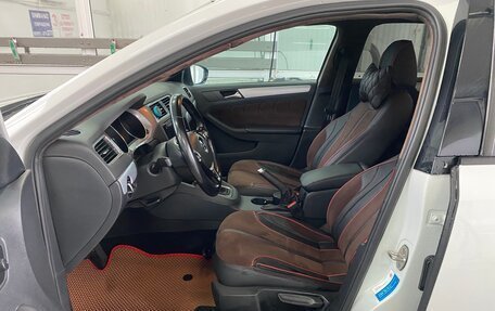 Volkswagen Jetta VI, 2018 год, 1 400 000 рублей, 9 фотография