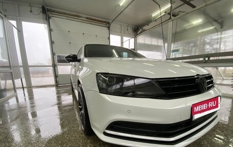 Volkswagen Jetta VI, 2018 год, 1 400 000 рублей, 13 фотография