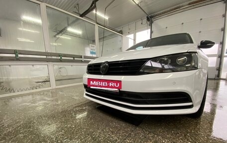 Volkswagen Jetta VI, 2018 год, 1 400 000 рублей, 15 фотография