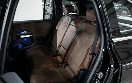 Mercedes-Benz GLB, 2024 год, 6 790 000 рублей, 4 фотография