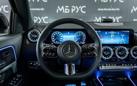 Mercedes-Benz GLA, 2024 год, 6 200 000 рублей, 12 фотография