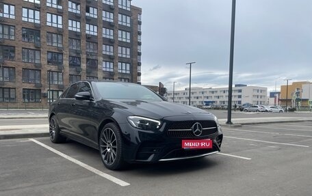Mercedes-Benz E-Класс, 2020 год, 4 750 000 рублей, 1 фотография
