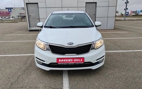 KIA Rio III рестайлинг, 2016 год, 1 050 000 рублей, 1 фотография