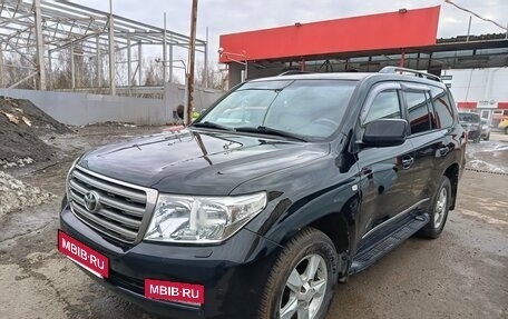 Toyota Land Cruiser 200, 2010 год, 3 000 000 рублей, 2 фотография