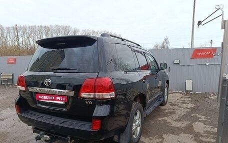 Toyota Land Cruiser 200, 2010 год, 3 000 000 рублей, 5 фотография