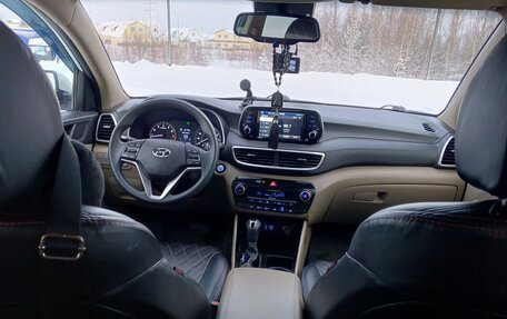 Hyundai Tucson III, 2018 год, 2 400 000 рублей, 18 фотография