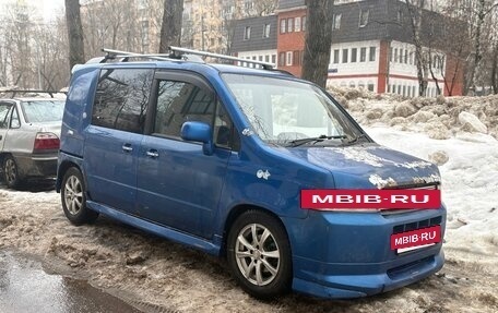 Honda Mobilio Spike I рестайлинг, 2003 год, 250 000 рублей, 3 фотография