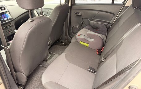 Renault Logan II, 2017 год, 650 000 рублей, 12 фотография