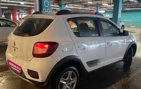 Renault Sandero II рестайлинг, 2018 год, 980 000 рублей, 4 фотография