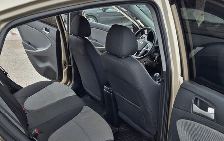 Hyundai Solaris II рестайлинг, 2011 год, 750 000 рублей, 9 фотография