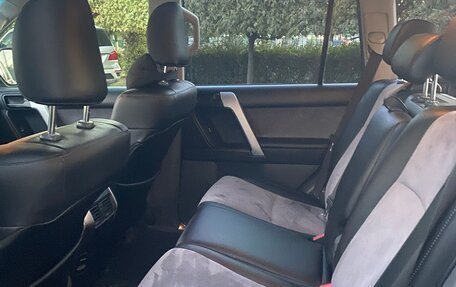 Toyota Land Cruiser Prado 150 рестайлинг 2, 2011 год, 3 700 000 рублей, 8 фотография