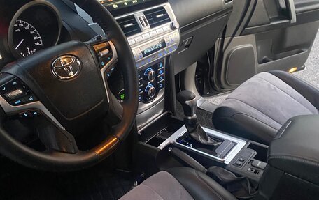 Toyota Land Cruiser Prado 150 рестайлинг 2, 2011 год, 3 700 000 рублей, 9 фотография