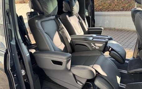 Mercedes-Benz V-Класс, 2025 год, 13 200 000 рублей, 8 фотография