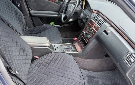 Mercedes-Benz E-Класс, 1996 год, 230 000 рублей, 9 фотография